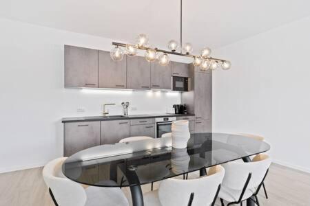 Stylish Retreat In Bivange Roeser Appartement Buitenkant foto